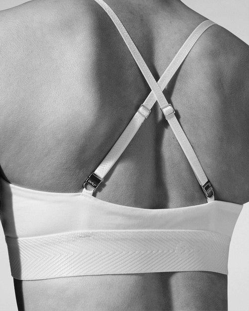 Interchangeable clasps for cross-back functionality